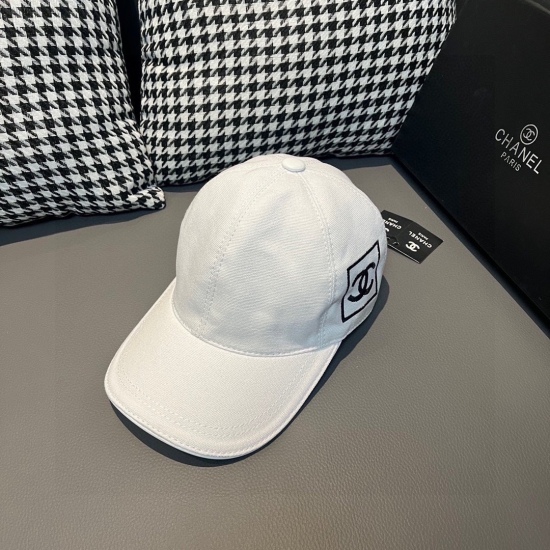 2023.10.02 batch of 65Chanel original single baseball caps, with double C embroidery on the same model as the internet celebrity, customized with 1:1 opening on the counter, original canvas material and top layer cowhide, lightweight and breathable! Excel
