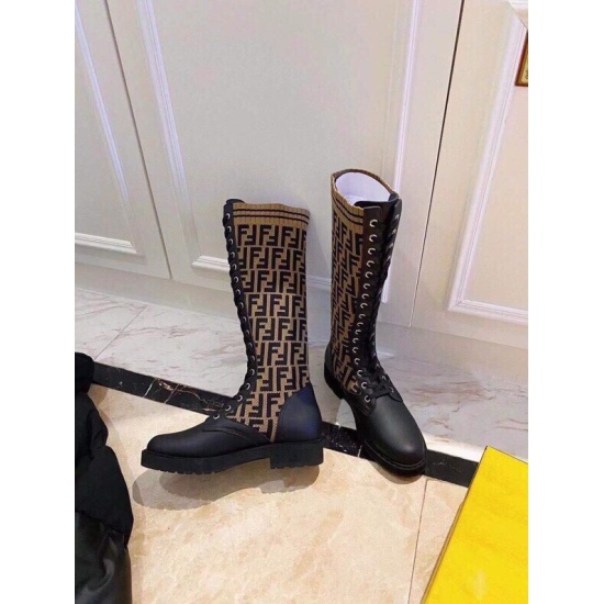 20240414 Long term availability, factory, ✔ FEND * P285: Fendi's early autumn socks, short boots, and long boots/series have launched a grand new look______________________________ ❤️ NEW [FEND *] Fendi. Rockoko Socks and Boots, Continuously Classic This 