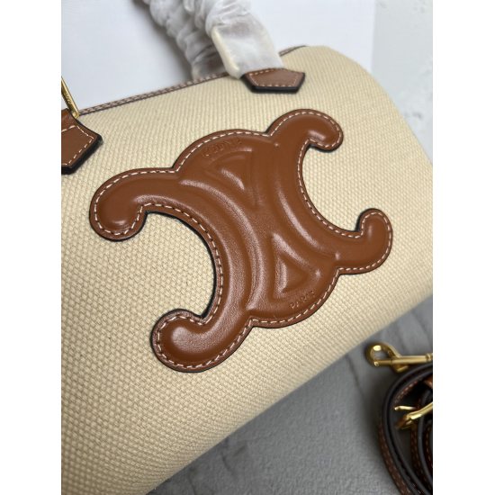 20240315 P800 Cel22 Autumn/Winter New Triumphal Arch Small Boston Pillow Wrapped in Leather and Fabric Materials!, Leather and fabric materials ➕ Incorporating all the classic elements of Ce, the retro flavor is even more full of texture!! Full of high-en