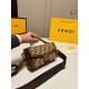 2023.10.26 P205 (Folding Box) size: 2111FENDI New Autumn and Winter Old Flower Box Bag with High Appearance and Ultra Practical Value, Double F Lock Buckle Advanced: Texture! Large space, compact and exquisite, with a crossbody and one shoulder carrying c