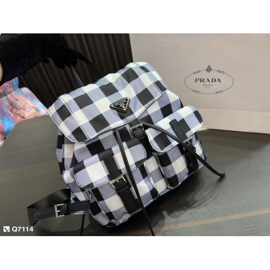 2023.11.06 High quality 210 ♥ Prada/Prada 23 New Product Advanced Shoulder Logo Hardware Original One-to-One Quality Built-in Partition Layer Fried Chicken Versatile and Practical A Favorite Beauty Girl Get Started Quickly, Recommended by Store Owner, Exc