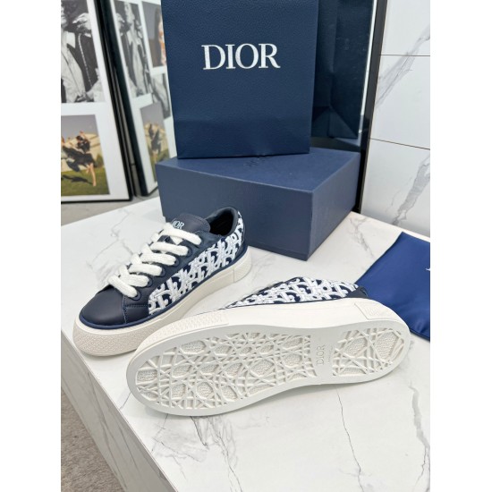 2024.01.17 B33 Sports Tennis Shoes - Navy Blue Embroidered Spring 2024 New Edition, showcasing a classic tennis shoe with a stylish silhouette that highlights a heavy texture. Crafted with navy blue smooth cow leather and embellished with cream white thre