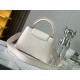 20231125 P1300 [Premium Genuine Leather M21127 Pearl White Woven Gold Buckle] This Capuchines BB handbag gives Taurillon leather a subtle shine, incorporating pearl leather details into the leather handle and detachable wide shoulder straps using hand wea