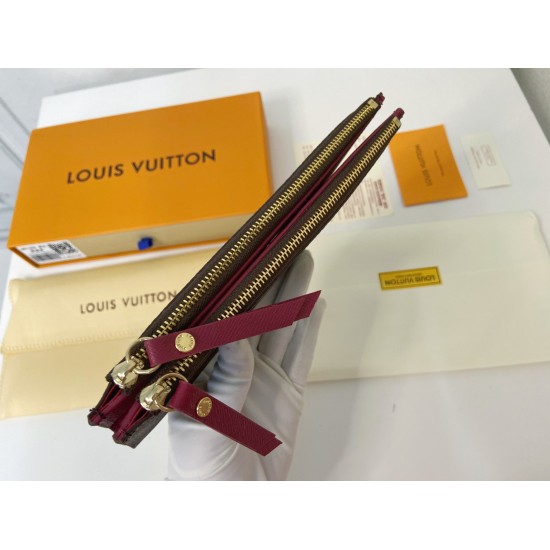 2023.09.27 Super practical model, still popular! Synchronized payment on official website! Combining Louis Vuitton's classic Monogram canvas material with a bright colored leather lining, the fashionable Adele wallet features a modern slim design, two lea