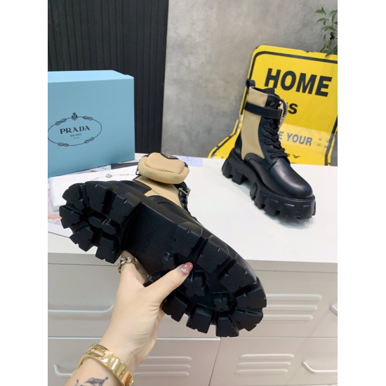 2024.01.05 310 2023 Hot Prada (PRADA) Upper: Imported top layer matte open edge red+waterproof nylon fabric surface+silk top layer sheepskin lining+All oil edge technology of the upper can be compared to the original outsole: TPU+vacuum pumping profession