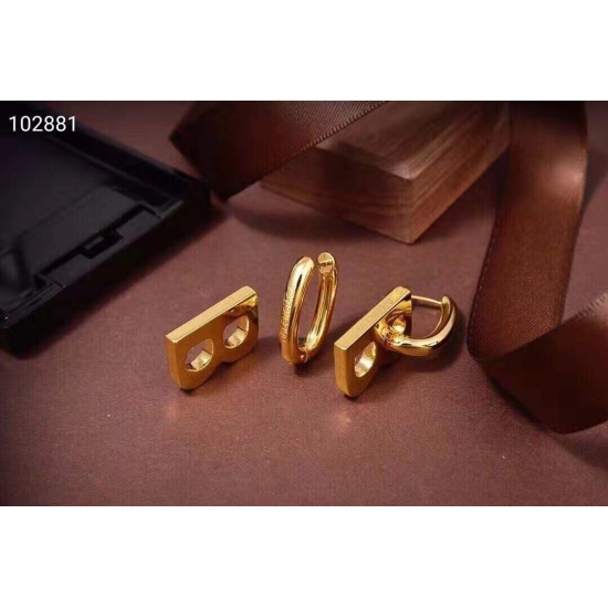 20240411 BAOPINZHIXIAO Balenciaga Letter Earrings 20
