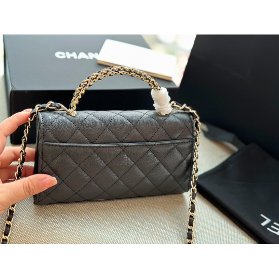 2023.09.03 195 box size: 19 * 10cm Xiaoxiangjia 23kelly mobile phone bag. This bag is perfect for loving Little Kelly, making it exquisite and cute. It can hold your phone, carry it by hand, or cross carry it with caviar or cowhide. It's perfect!
