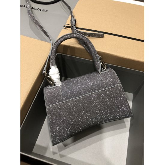 Batch 650 Balenciaga from Balenciaga in 20240324. Italian imported explosive pattern top layer cowhide tassel style small black nail (large bottom length 38cm * 24cm * 12cm) (medium bottom length 30cm * 19cm * 11cm/) (mini bottom length 23cm * 15cm * 143c