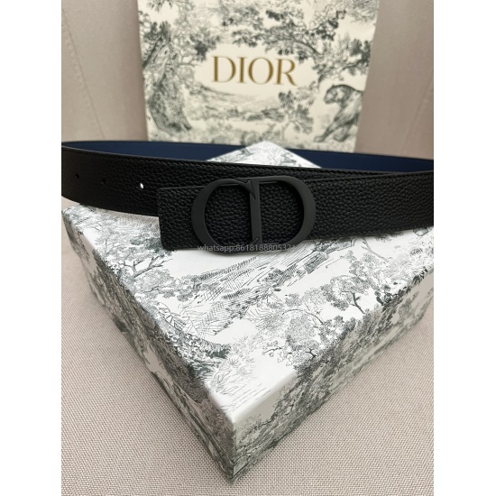 On August 7th, 2023, the Dior series features high-end quality cowhide, paired with a top layer of cowhide and bottom leather. The leather version is genuine and the buckle is plated with palladium. The high-quality pure steel buckle has a width of 3.5cm,