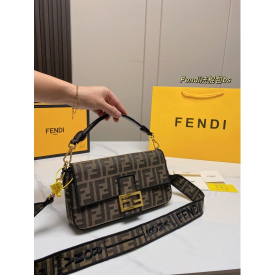 2023.10.26 P185 (with box) size: 2614Fendi Facudgel Bag Underarm Bag Advanced Retro, Fashionable and Versatile Daily Outgoing One Shoulder Straddle Back is quite casual and playful
