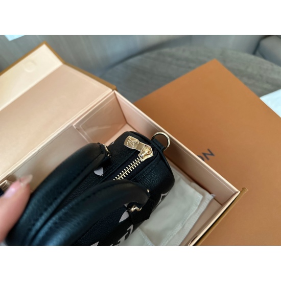 2023.10.1 210 New (with box) size: 16 * 10cm L Home ss2022 Speedy Nano Feel the joy of nano together~Carrying a small bag really loves love~ ⚠ Black cowhide search: Lv nano