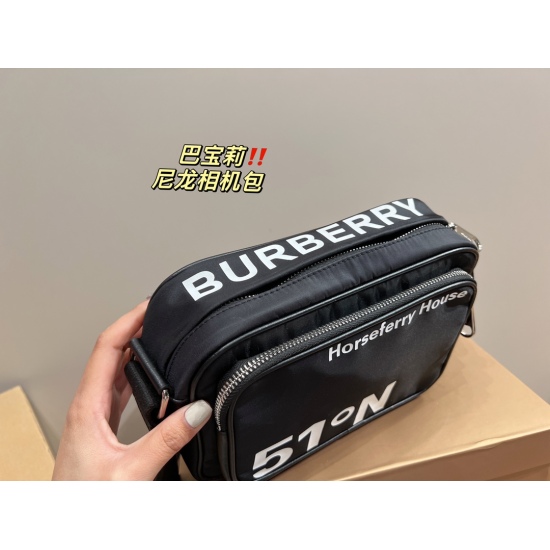 2023.11.17 P190 box matching ⚠️ Size 23.17 Burberry Nylon Camera Bag is versatile for both men and women, with shapes that are very fashionable and practical