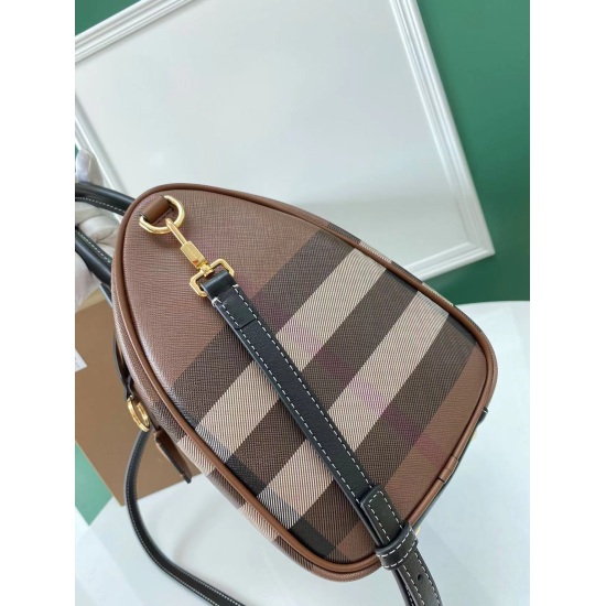 2024.03.09 P630 (Top Original) Bur Latest Birch Brown Checkered Bowling Bag ❤️  The material is environmentally friendly, waterproof, and stain resistant canvas. The upper body is lightweight and has a large capacity, making it super versatile. The main p