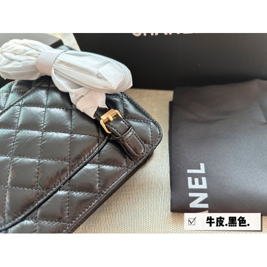 On October 13, 2023, with a box size of 22 * 20cm, Chanel Cowhide Shoulders were praised!! I was really amazed! Xiaoxiangjia Cowhide Postman backpack: portable: backpack