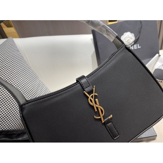 2023.10.18 P195 Aircraft Box Saint Laurent Underarm Bag yyds! Versatile, simple, and high-end like! Xu Lu's style is a bit sweet and cool! Size 26.14
