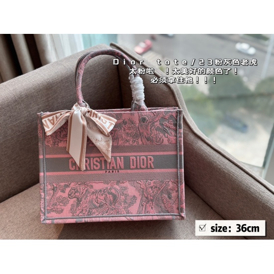 2023.10.07 260 210 230 box size: 26.5 * 21cm 36 * 28 cm 41 * 35cm D home tote shopping bag CDBooknote23 latest shopping bag 3D embroidery non ordinary goods search dior tote tote
