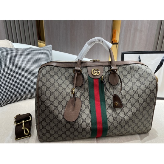 On October 3, 2023, p215 size45 28 Gucci Kuqi travel bag is super atmospheric, beautiful, and can hold perfect details. The original hardware version is really classic. Your much-anticipated style looks great on the back, and the quality is super B. Impor
