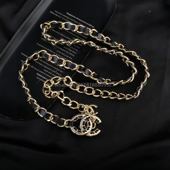 On July 23, 2023, Xiaoxiang Chanel's new product waist chain purchasing level is 1:1. The quality of the Chanel Goose series classic cc logo style is high-end and versatile, with a sense of luxury in stock