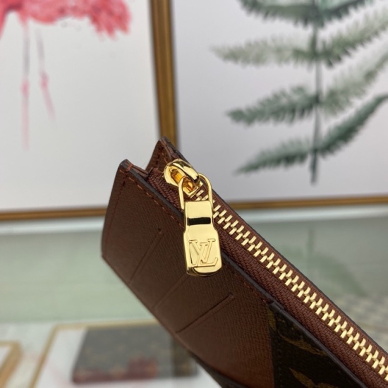 20230908 Louis Vuitton] Top of the line original exclusive background M30271 vintage size: 8.0x 14.5x 1.0 cm This COIN clip combines Taga leather and Monogram canvas with harmonious colors, outlining concise lines. The silver zipper hides the change bag u