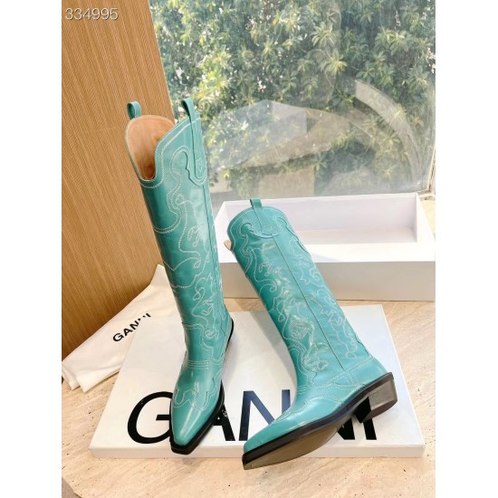 2024.01.05 490 Top Edition Purchase Level GANNI 2023 Autumn/Winter Women's Shoes Vintage Leather Embroidered Pointed Mid Barrel Western Boots Cowboy Boots Knight Boots Minimalist Stir Fried Chicken Soft and Comfortable Short Heels Fashionable and Essentia