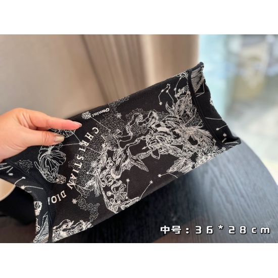 2023.10.07 240 190 220 Box size: 26.5 * 21cm 36 * 28 cm 41 * 35cm D Home Tote Shopping Bag CDBooknote23 Latest Shopping Bag 3D Embroidery Non Ordinary Goods Search Dior Tote Tote