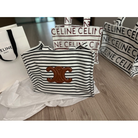 2023.10.30 230 Box free size: 39 * 30cm!! The stunning Navy Wind Tote has been launched! Celin * Shopping Bag: Soft and comfortable! Soft but very stylish!
