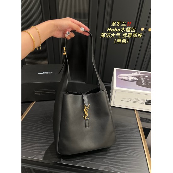 2023.10.18 P235 Complete Package ⚠️ The size 22.23 Saint Laurent Hobo bucket bag is simply irresistible, showcasing a sense of elegance and sophistication. It is a must-have collection for beauty