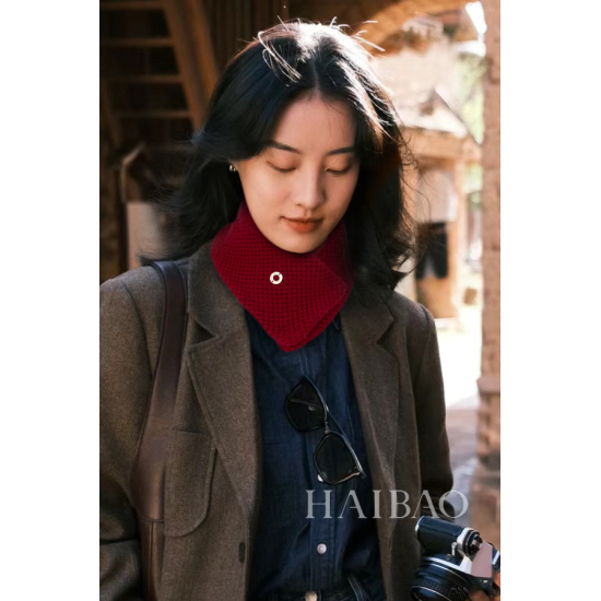 12.21.2023 p330 update ✨✨ Loro Piana Exclusive Cow Goods [LP Buckle Neckband] ‼️‼ Multi functional necklaces can be wrapped as much as you want, low-key and luxurious. As it is an export order to South Korea, the quantity of each model is only a few dozen