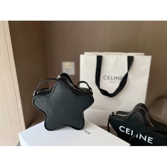 2023.10.30 235 box size: Medium width 19 * 16cm Celin star bag Show style star bag It's hard to buy me Mommy, it's so cute!!! Pick a star for you!