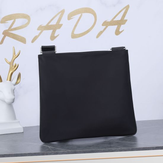March 12, 2024, batch 390 official website synchronization... Prada 2VH053 new version has arrived, with top-quality counter quality, imported parachute fabric from South Korea, original nylon lining, platinum brushed hardware; Pure copper electroplated t