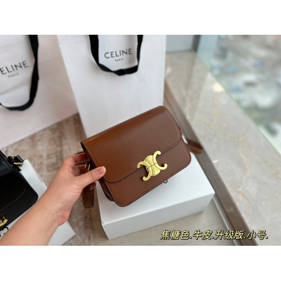 2023.10.30 235 box (top layer cowhide) size: 19 * 15cm (small) Celine Arc de Triomphe! Very high-end! Very advanced! Shallow cowhide toothpick patterns, original brass hardware, retro and elegant! I fell in love with it after realizing it! Black Gold!