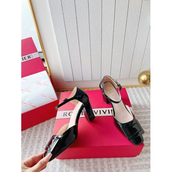 2024.01.17 Factory price 290 ✨ *✨ RV Women's Shoes Belle Vivier Buckle High Heels, Thick Heels, Super Beautiful and Showy Foot White Double Buckle Buckle Sandals. This back strap high heel shoe is handcrafted with patent leather and features brand embelli