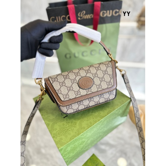 On October 3, 2023, p170, I heard that you are all looking for GUCCICNY8 under Kuqi's armpit! GUCCI's 2023 limited edition Gucci # New Year's Limited # Gucci Bag # New Year's Rabbit New Year products do not need to follow the rules, elegance can always be