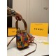 2023.10.26 P190 (Folding Box) size: 1712FENDI Fendi mini bucket drawstring bag with double flogo embroidery canvas material, sturdy and durable! Humanized design shoulder strap, can be carried by hand or cross body! Cute and exquisite, essential for autum