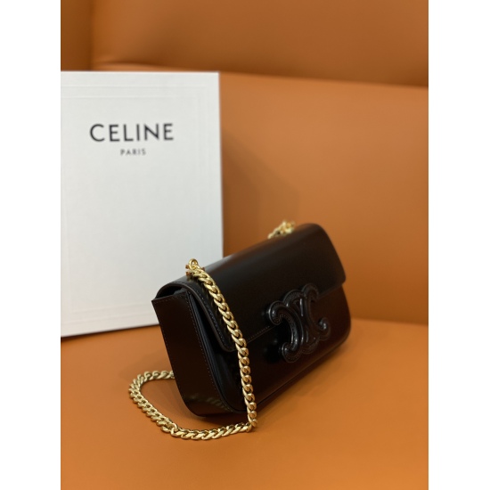 20240315 Full Skin P870 [CL Home] New TRIOMPHE Leather Buckle ⛓️ The new highlight of the chain armpit bag is that it has replaced the classic metal Arc de Triomphe with a three-dimensional leather buckle relief Arc de Triomphe, ⛓️ The texture of the chai