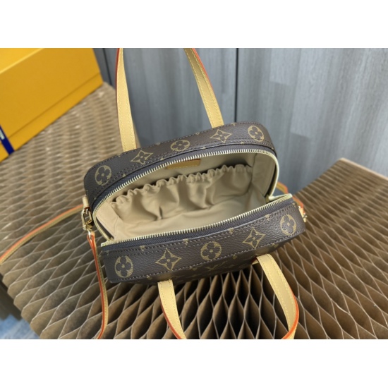 20231125 P470 Top Original [Exclusive Background] Model M47500 Nano No Makeup Handheld Shoulder Bag, bento bag arrived, original vintage fabric paired with gradient tree cream leather. LV's most classic outfit, launched in a mini bag shape, will capture t