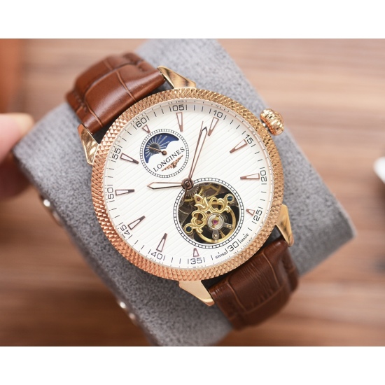 20240408 500 Men's Favorite Three Needle Watch ⌚ 【 Latest 】: Longines Best Design Exclusive First Release 【 Type 】: Boutique Men's Watch 【 Strap 】: Real Cowhide Watch Strap 【 Movement 】: High end Fully Automatic Mechanical Movement 【 Mirror 】: Mineral Rei