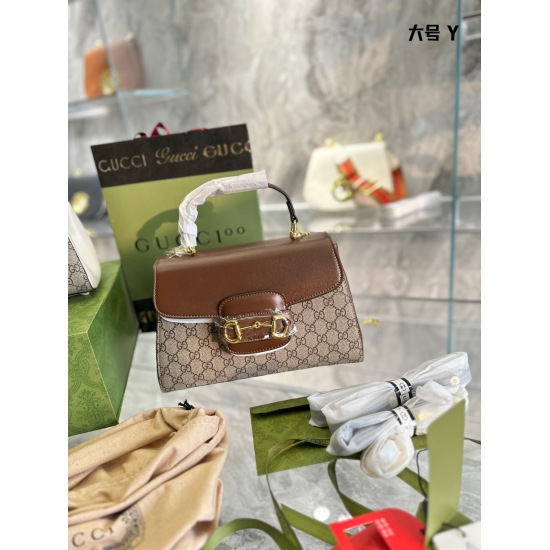 On October 3, 2023, the cowhide version of P250Gucci Horsebit 1955 top handle bagGucci Horsebit 1955 series features a light brown leather interpretation of the handbag. This series takes inspiration from the collection design and meticulously combines cl
