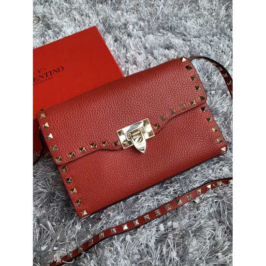 20240316 Original Order 710 Model: 0181A Recommended Versatile and Fashionable, Bag Feel Good to You Don't Believe (Comes with Original Gift Box) Material: Imported Wrinkle Leather Size: 22.56.516.5cm