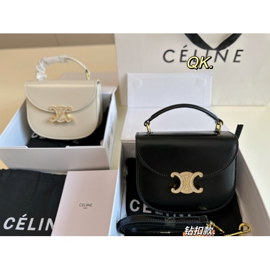 2023.10.30 P220 (Folding Box) size: 1613CELINE Sailing Diamond Buckle Mini Besace Saddle Bag with Arc shaped Bottom and Flip Cover for a Younger Look, Triumphal Arch Metal Diamond Buckle Switch, Physical Super Flash ✨ Chain: disassembly, flexible and vers