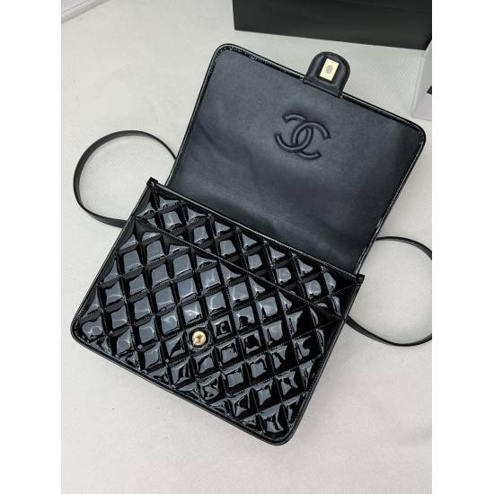 P1050 CHANEL: Model AS3662 # Postman Dual Shoulder Backpack with Ball Pattern Cowhide Patent Leather Two Retro and Fashionable Sizes: 31.5 319cm