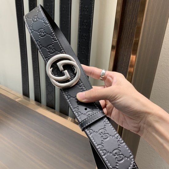 GUCCI Luxury Men's Double G Buckle Classic Printed Belt Belt Belt Belt with Pure Copper Buckle Hardware Matching New Width 4.0cm