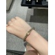 July 23, 2023 ch@nel The three-dimensional golden ball opening bracelet has an opening design, which is very convenient to wear. The color is high-end champagne gold, not very yellow gold. The actual color and texture are very good, and the whole body is 