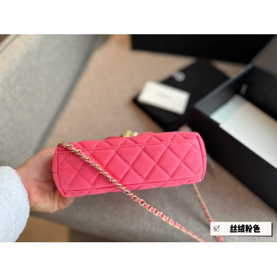 245 box size: 20 * 12cm, Xiaoxiangjia 23k Kelly, the most beautiful 23k, it looks so beautiful. I want to have an impulse to go to Didi SA right away! The new bag is really delicious!