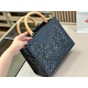 2023.11.06 225size: 30.24cm Prada popular online celebrity The same Prada shopping bag is portable and armpit friendly