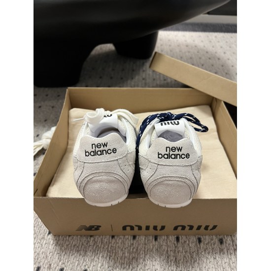 20240403 310mimiu x New Balance * 530 Mesh Double Lace Sports Shoes Exclusive New Color Addition Mesh Too Love Double Lace Design Shoes lace Attention!! The original version is navy blue, not black!! Eliminate viewing pictures and printing! Cool! At the b
