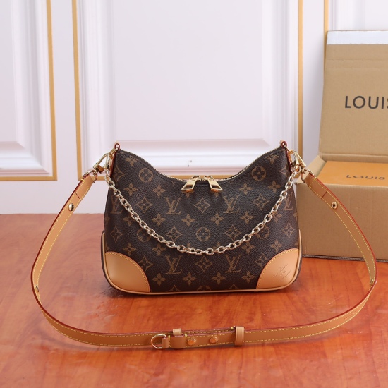 On July 10, 2023, the Boulogne LV handbag is made of classic Monogram canvas, featuring dual zippers and a spacious interior patch pocket that can accommodate iPhone 12 Pro phones. Adjustable shoulder straps allow for crossbody or shoulder back, and can b