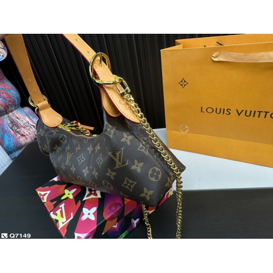 2023.11.06 180 Comes with Gift Box LV Popular Underarm Bag Net Red Same Prada Chain Crossbody Bag Portable and Underarm Size 26.10.16
