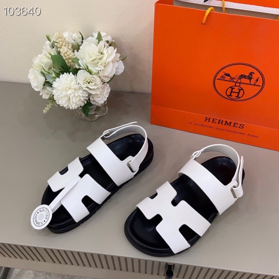 20240414 180. Men's+10 Hermes Hermes ❤️ Male and Female Same Style Spring/Summer New Uncle Sandals with Strength Attacking Internet Celebrity Imported Cowhide ➕ Sheepskin~Casual Versatile Simple Instagram on Xiaohongshu Many internet celebrities are plant