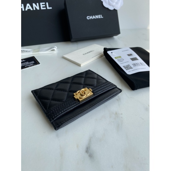 P260 [Original Order] CHANEL New Leboy Card Bag Arrived! The imported diamond pattern is very durable! The vintage gold buckle has a very fashionable and vintage feel ❤ This small card bag has a high cost performance ratio, and you can also put some chang